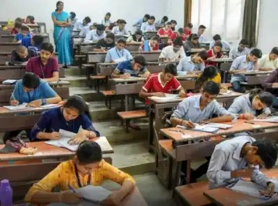 बिहार में 12 वीं की परीक्षा शुरू, बनाए गए हैं 1,464 केंद्र