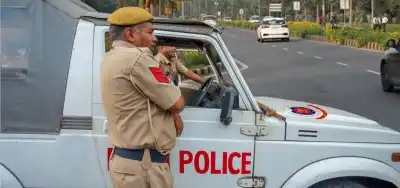दिल्ली के द्वारका में झपटमार गिरोह का पर्दाफाश, 23 मोबाइल बरामद