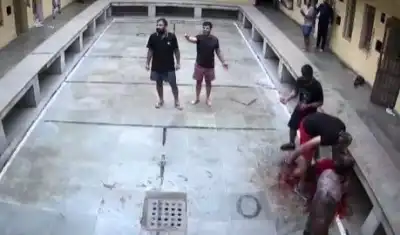 तिहाड़ जेल में टिल्लू ताजपुरिया की हत्या का दिल दहला देने वाला सीसीटीवी फुटेज सामने आया