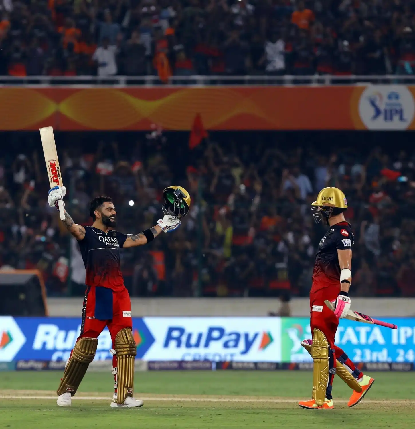 IPL 2023: विराट, डु प्लेसिस की अगुवाई में RCB ने SRH पर 8 विकेट से जीत दर्ज की, प्लेऑफ की उम्मीदों को बढ़ाया (Ld)