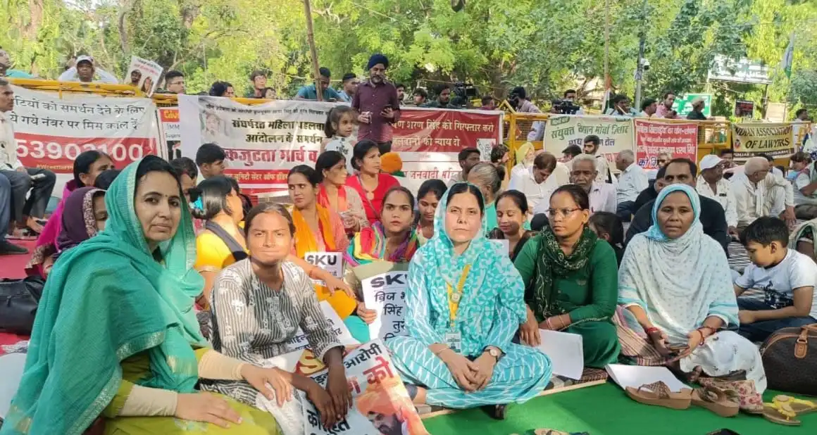 महिला किसान यूनियन ने ओलंपियन पहलवानों के साथ मारपीट की निंदा की