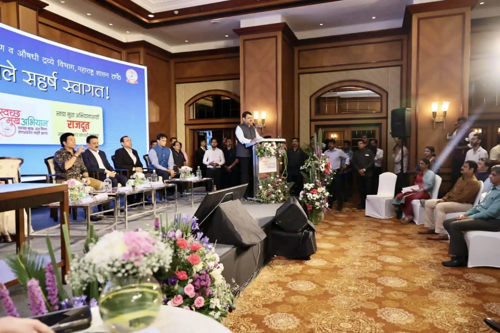 महा मौखिक स्वच्छता अभियान के लिए तेंदुलकर को 'स्माइल एंबेसडर' नामित किया गया