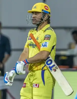 हमारी भावनाओं को ठेस न पहुंचाएं एमएस धोनी, आपको खेलना जारी रखना चाहिए: हरभजन सिंह