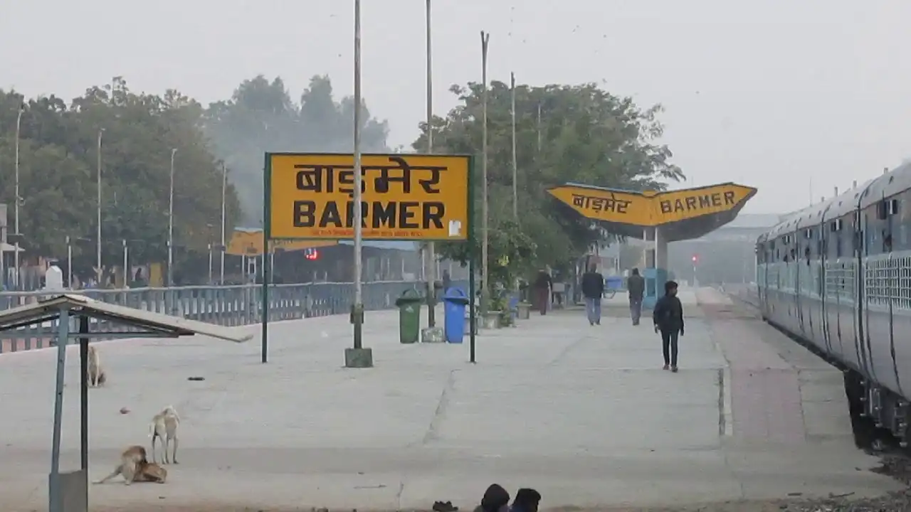बाड़मेर से मुंबई के बीच चल रही स्पेशल ट्रेन हुई नियमित