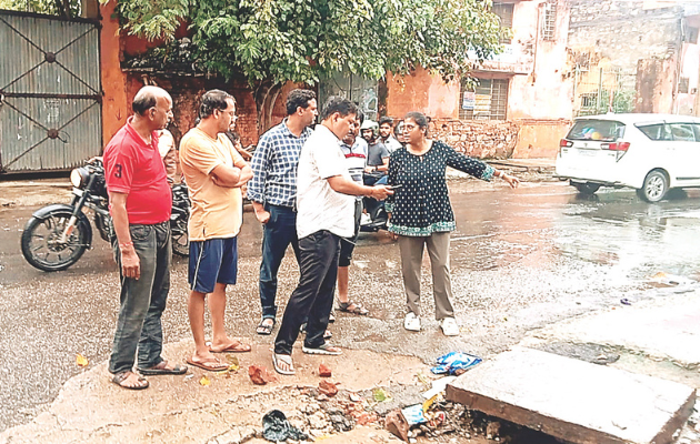 गणेश चतुर्थी शोभायात्रा के मार्ग पर सफाई के निर्देश
