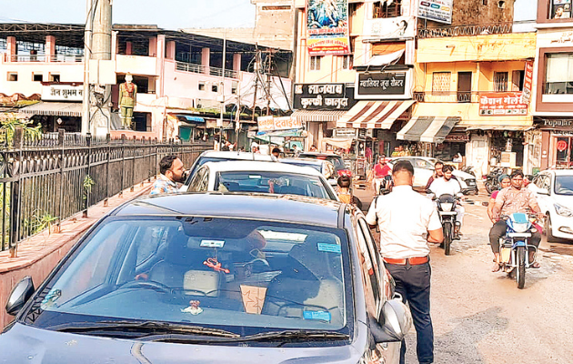 कोटा उत्तर वार्ड 4 में पार्किंग और जाम की समस्या