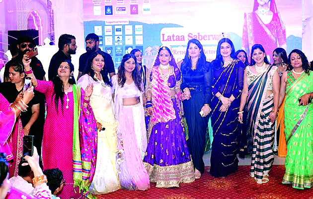 लता सबरवाल ने लेहरिया फेस्ट में भाग लिया, सांस्कृतिक कार्यक्रमों ने किया मंत्रमुग्ध