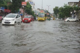राजस्थान में बारिश के कारण जनजीवन पर असर, 11 जिलों में अलर्ट