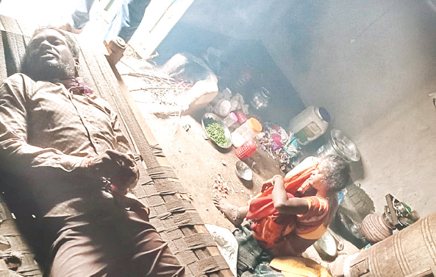 पति की हत्या कर खाना बनाने में लगी पत्नी
