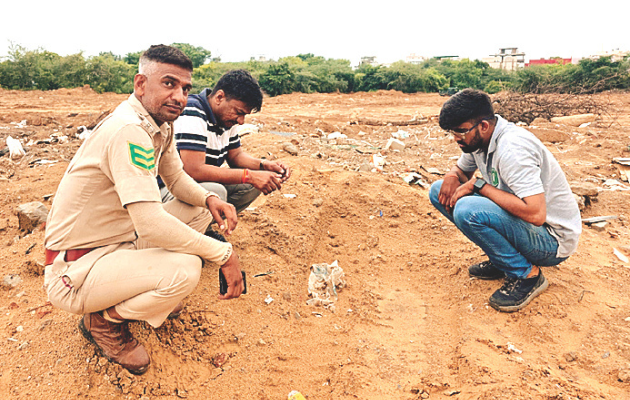 फैक्ट्री में तेंदुए की Sightings: विभाग का दावा, तेंदुआ जंगल लौट गया