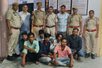गलतागेट पुलिस ने जुआ खेलते 7 लोगों को पकड़ा