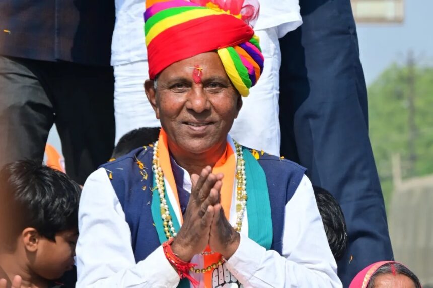 पूर्व विधायक मेवाराम जैन के पोस्टर विवाद की जांच जारी