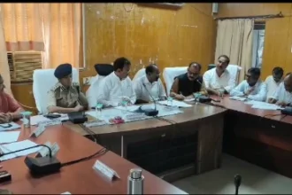 राजसमंद में डॉ. बैरवा की बैठक, प्रशासन को 24 घंटे तैयार रहने के निर्देश