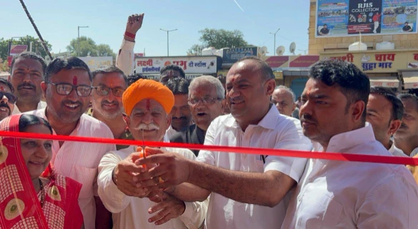 प्रधानमंत्री मोदी की विकास यात्रा पर चित्र प्रदर्शनी का आयोजन