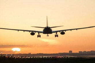 दिल्ली जाने वाली फ्लाइट में चूहा मिलने से हड़कंप