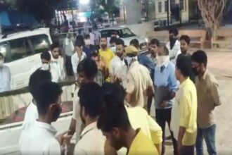 इंदौर में तेज रफ्तार ट्रक ने कई लोगों को कुचला