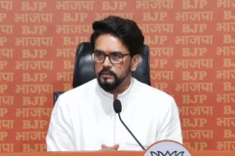 राहुल गांधी पर आधारहीन आरोप लगाने का आरोप राहुल गांधी पर आधारहीन आरोप लगाने का आरोप
