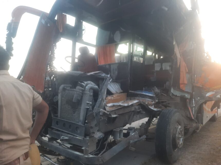 जोधपुर में बारातियों से भरी बस का ट्रक से टकराना, एक की मौत