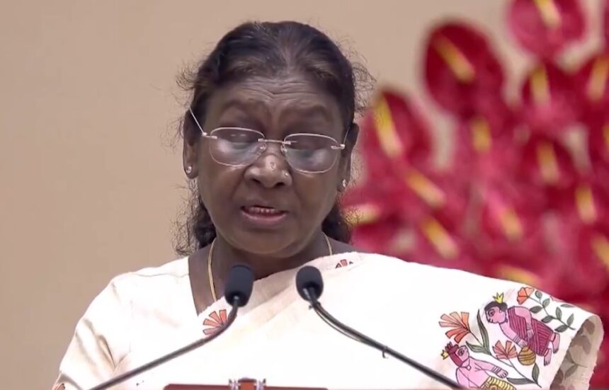 शिक्षक बच्चों में गरिमा और सुरक्षा का भाव जगाते हैं: राष्ट्रपति