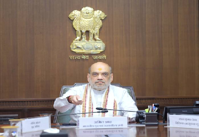देश के 13 हवाई अड्डों पर इमीग्रेशन सुविधा अब 30 सेकंड में