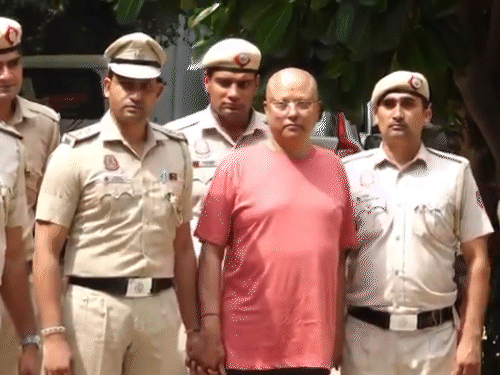 आगरा से गिरफ्तार हुए स्वामी चैतन्यानंद पर यौन शोषण का आरोप