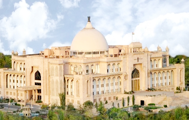 वन विभाग की एनओसी पर विधायक और मंत्री के बीच बहस