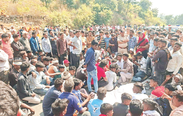 उदयपुर में बाइक सवार की मौत, पुलिसकर्मी घायल उदयपुर में बाइक सवार की मौत, पुलिसकर्मी घायल