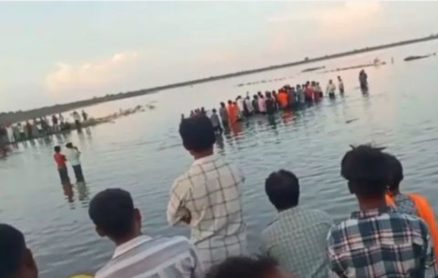 खंडवा में मूर्ति विसर्जन के दौरान ट्रॉली पलटी, 10 की मौत