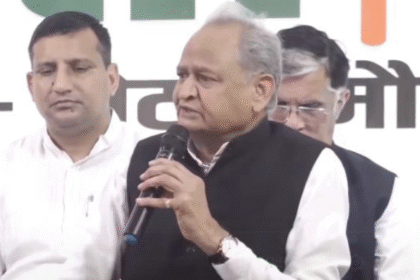 एकनाथ चिटनिस के निधन पर गहलोत का शोक व्यक्त करना