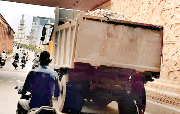 थेगड़ा से नांता तक डम्परों से फैल रही गंदगी और दुर्गंध