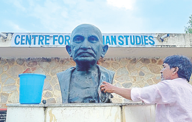 महात्मा गांधी का अहमदाबाद से गहरा संबंध और सत्याग्रह की शुरुआत