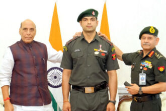 नीरज चोपड़ा को लेफ्टिनेंट कर्नल का मानद पदक प्रदान किया गया