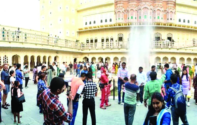 जयपुर में पर्यटन का बढ़ता उत्साह और रौनक