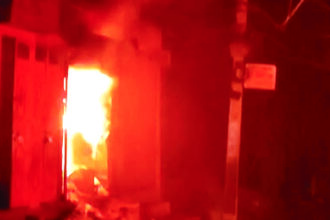 जयपुर की दुकान में आग से मची अफरा-तफरी, दमकल ने किया काबू