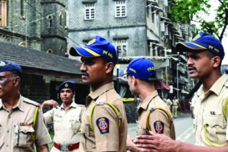 मुंबई में बच्चों को बंधक बनाने की घटना, आरोपी गिरफ्तार