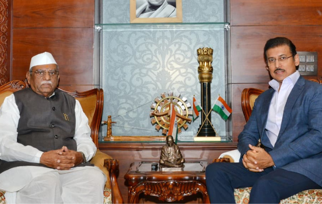 राज्यवर्धन सिंह राठौड़ ने राज्यपाल से की शिष्टाचार मुलाकात राज्यवर्धन सिंह राठौड़ ने राज्यपाल से की शिष्टाचार मुलाकात