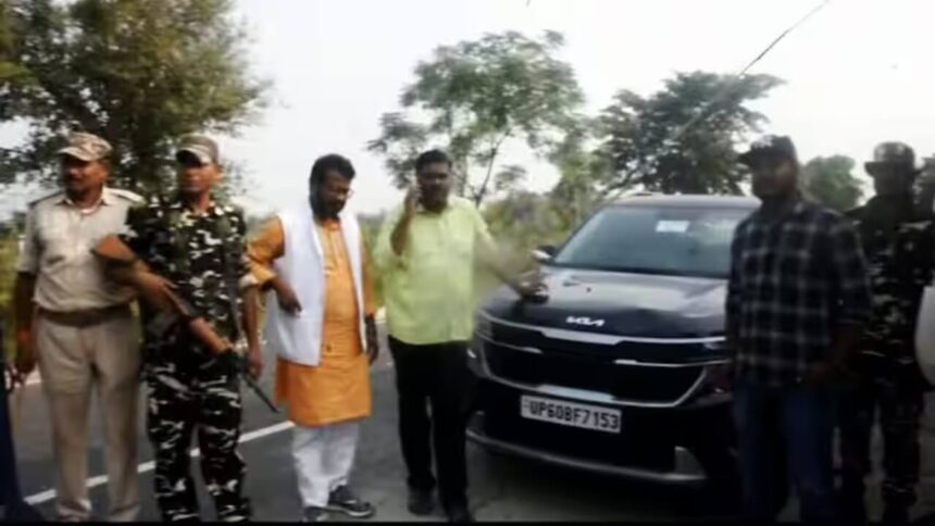 बिहार में चुनाव प्रचार के दौरान पूर्व विधायक बीयर के साथ पकड़े गए