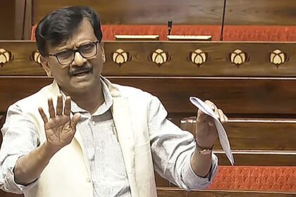 संजय राउत की स्वास्थ्य स्थिति गंभीर, लोगों से मिलने से किया इनकार