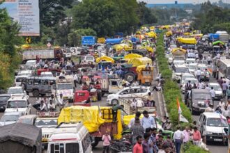 महाराष्ट्र में किसानों का आंदोलन जारी, सरकार को दी चेतावनी