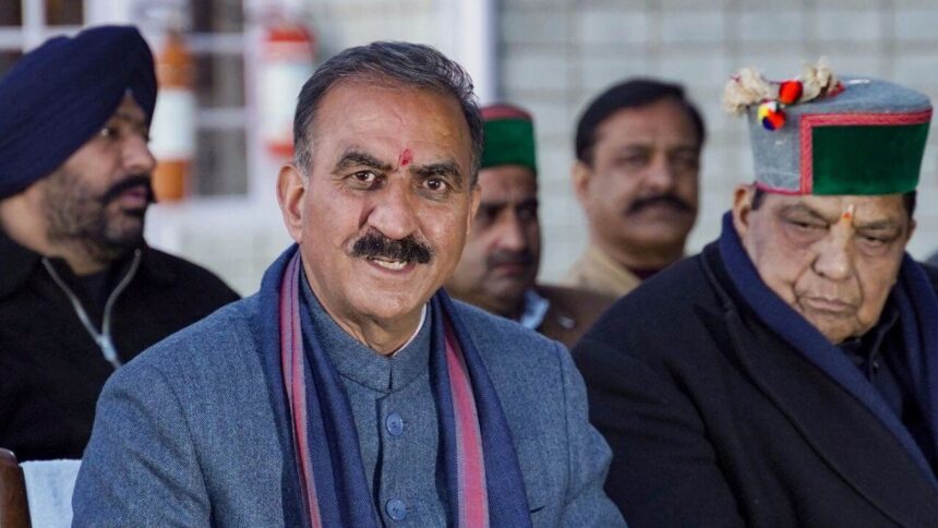 सीएम सुक्खू का दिल्ली दौरा, ऋण सीमा और आपदा पैकेज पर चर्चा