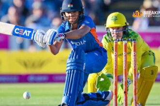 हरमनप्रीत कौर और जेमिमा रॉड्रिग्ज को 339 रन के लक्ष्य का सामना करना होगा