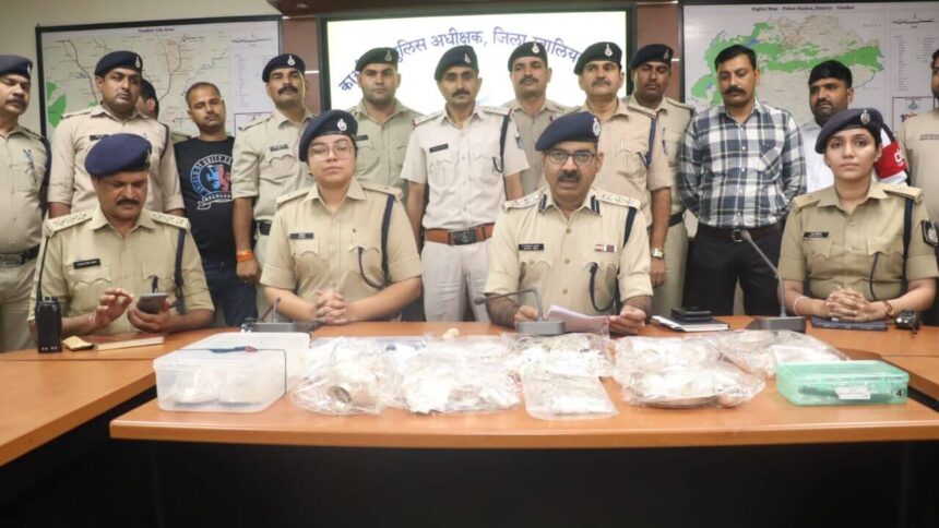 ग्वालियर में सुनार को लूटने की कोशिश करने वाले बदमाशों को गिरफ्तार किया गया