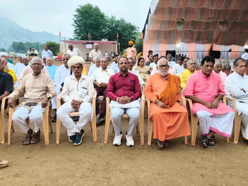 स्वामी धर्मानन्द विद्यापीठ का शिलान्यास आंवला में हुआ