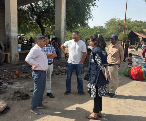 जैसलमेर में अस्थाई प्रवासी बच्चों का टीकाकरण किया गया