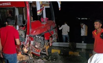 बाड़मेर में उतरलाई रोड पर बस और स्कॉर्पियो की भयंकर टक्कर