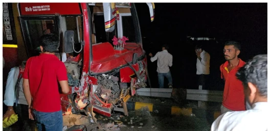 बाड़मेर में उतरलाई रोड पर बस और स्कॉर्पियो की भयंकर टक्कर