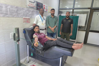 समाजसेवी मुकेश मोदी ने समय पर पहुंचकर मरीज की जान बचाई