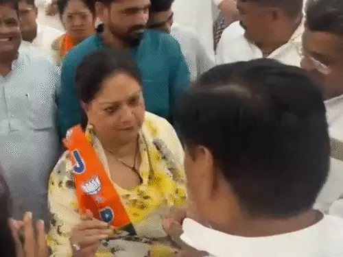 बीकानेर में वसुंधरा और डोटासरा की दिलचस्प मुलाकात