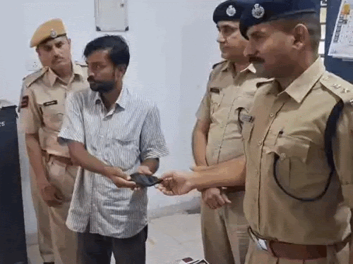 जालोर में चोरी हुए 40 मोबाइल फोन बरामद, एसपी ने दी सावधानी की सलाह