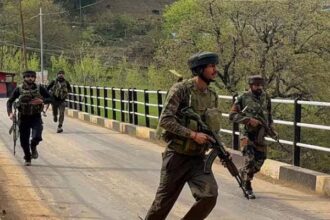 कश्मीर में घुसपैठ की कोशिश नाकाम, 2 आतंकवादी ढेर